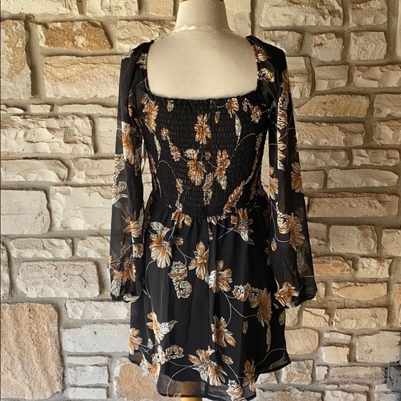 NWT Altar’d State Black Floral Dress - Picture 3 of 4